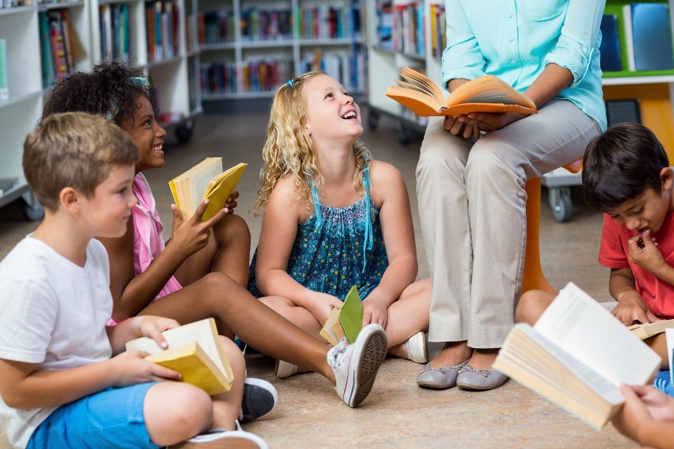 School Children Reading 